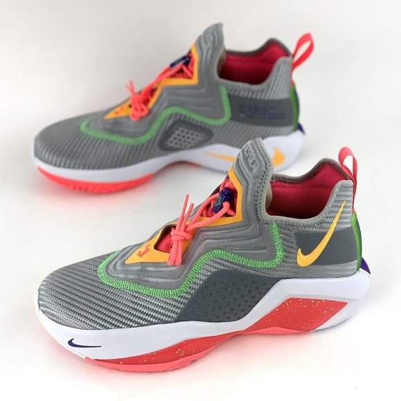 Nike LeBron James Soldier 14 Hare Gray Red Men's Basketball Shoes CK6024 001 - Picture 3 of 12